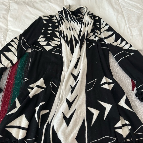 Forever 21 southwestern style fringe cardigan, size S - Picture 5 of 6